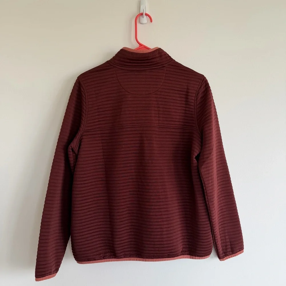 L.L. Bean Airlight Knit Pullover - Picture 2 of 3